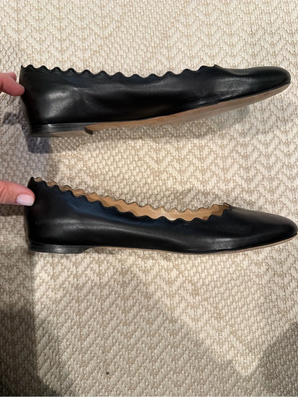 Chloé Black Scalloped Leather Ballet Flats